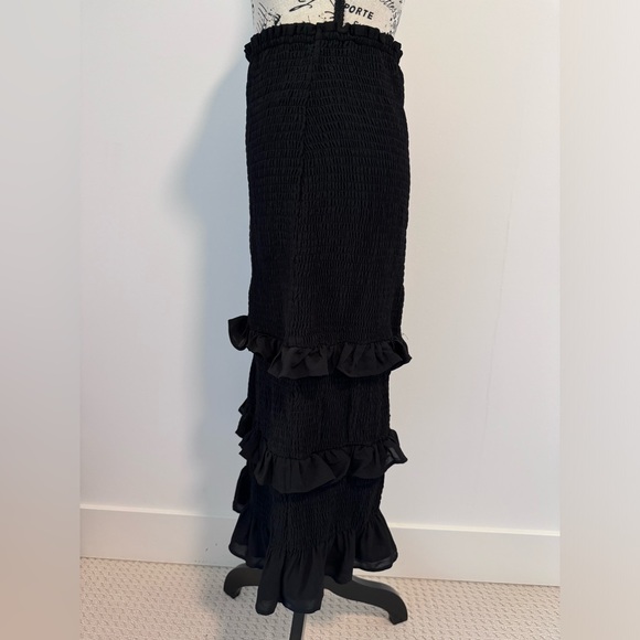 Abercrombie Black Midi Ruffle Skirt - Picture 4 of 5